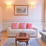 Your Nest In Florence